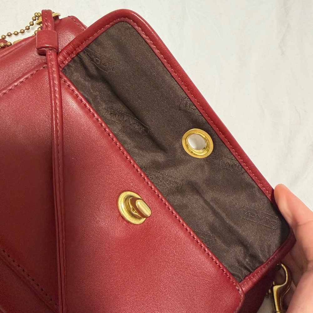 Coach Red Leather Turnlock Wristlet with Gold-Tone Hardware - Picture 5 of 7
